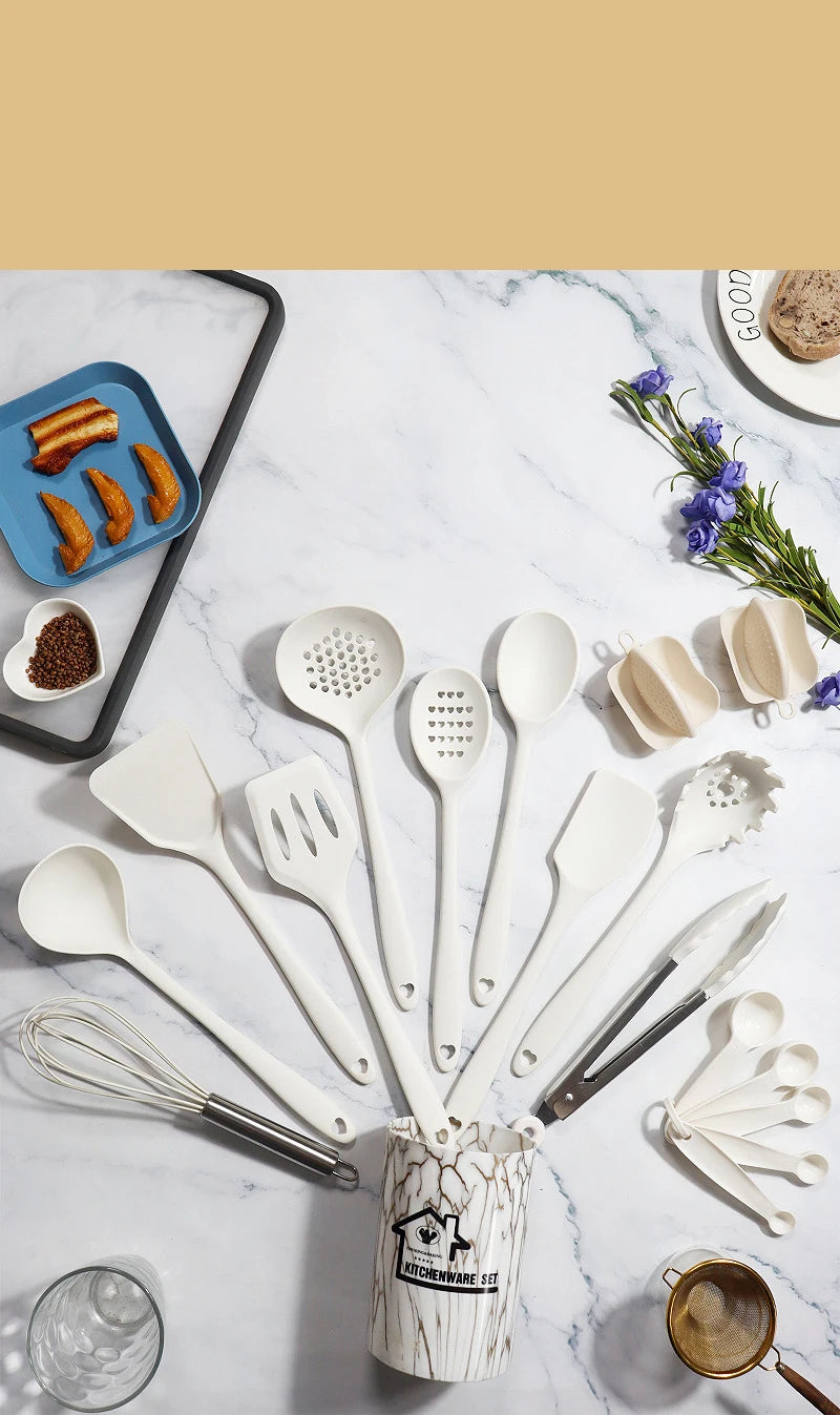 Conjunto de Utensílios de Cozinha em Silicone – 18 Peças